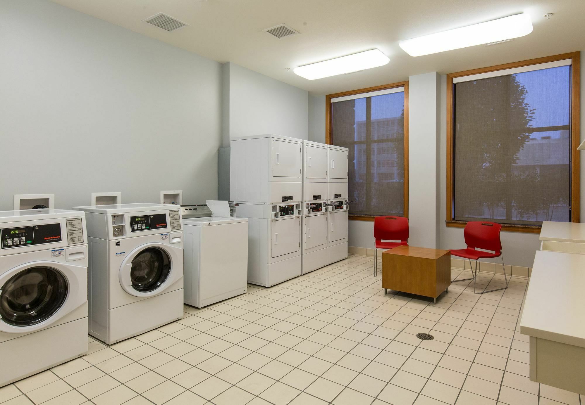 Residence Inn By Marriott Springfield Old Keene Mill Екстериор снимка