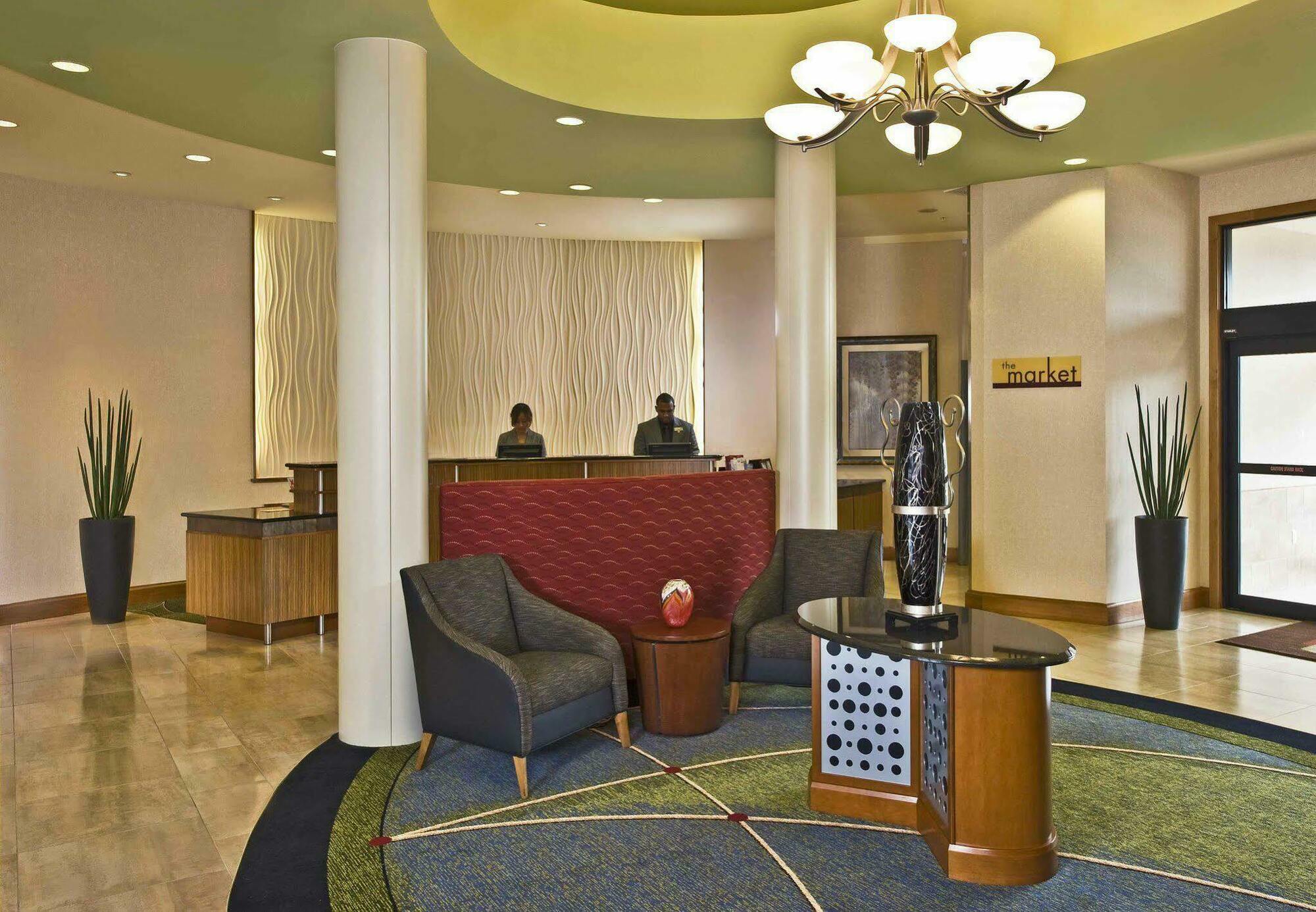 Residence Inn By Marriott Springfield Old Keene Mill Екстериор снимка